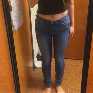  OLD NAVY Mid-Rise Rockstar Jeans 